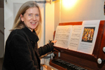 Cornelia Schneider an der Orgel zu Klinga